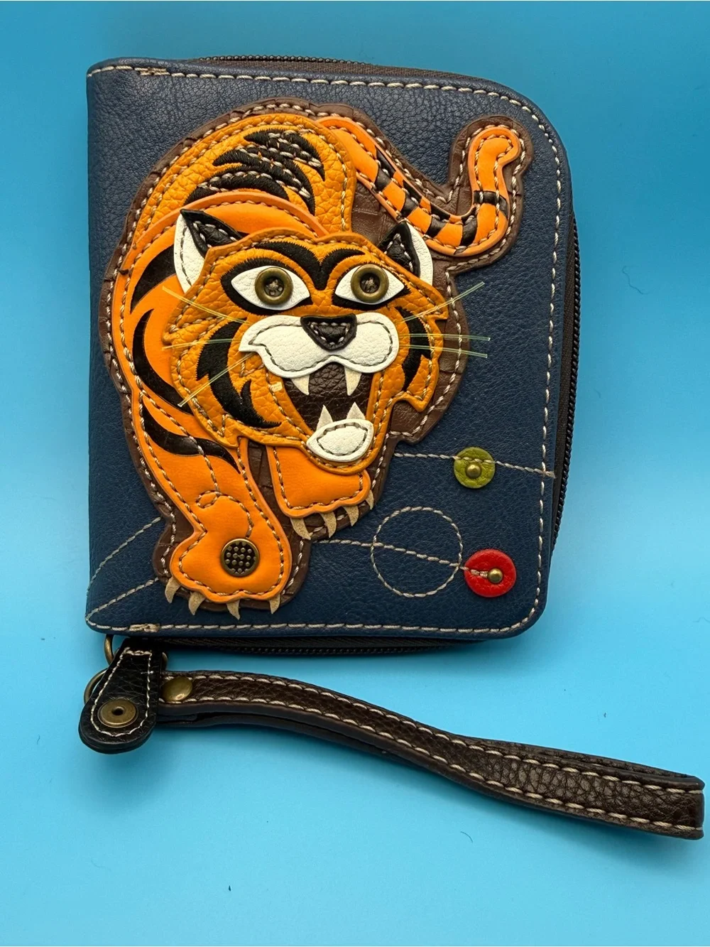 Charming Chala Fierce Tiger Purse Wallet Credit Cards Coins Wristlet